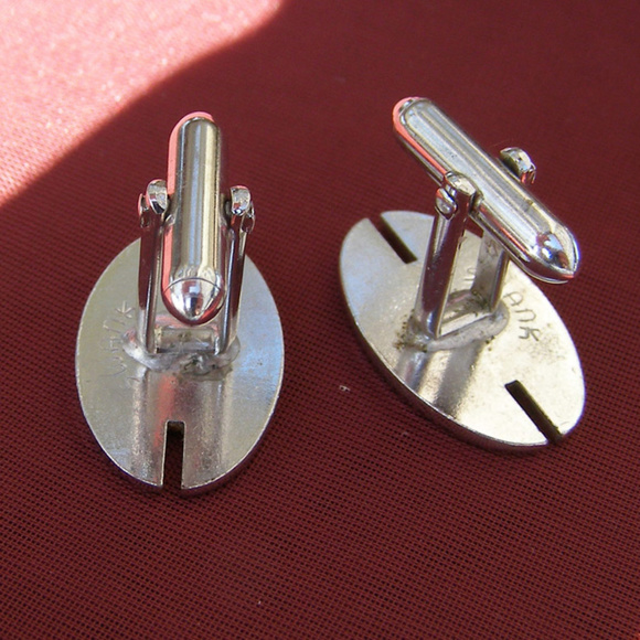 Vintage men's Swank Cufflinks Silvertone EUC - Picture 6 of 6